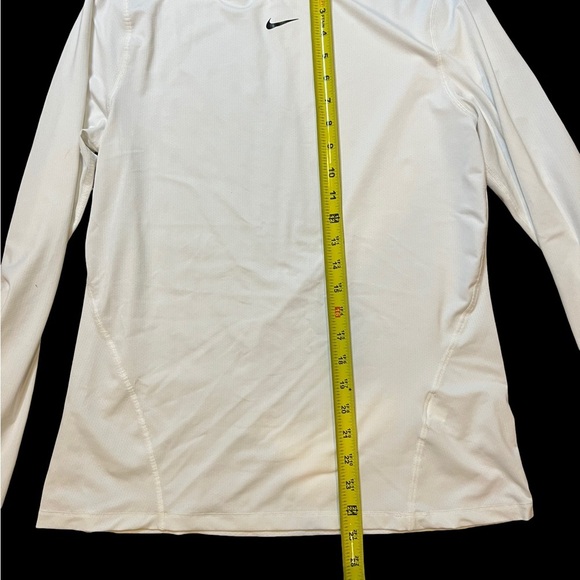 Women’s Nike Dri-fit Long Sleeve Top - Picture 3 of 3